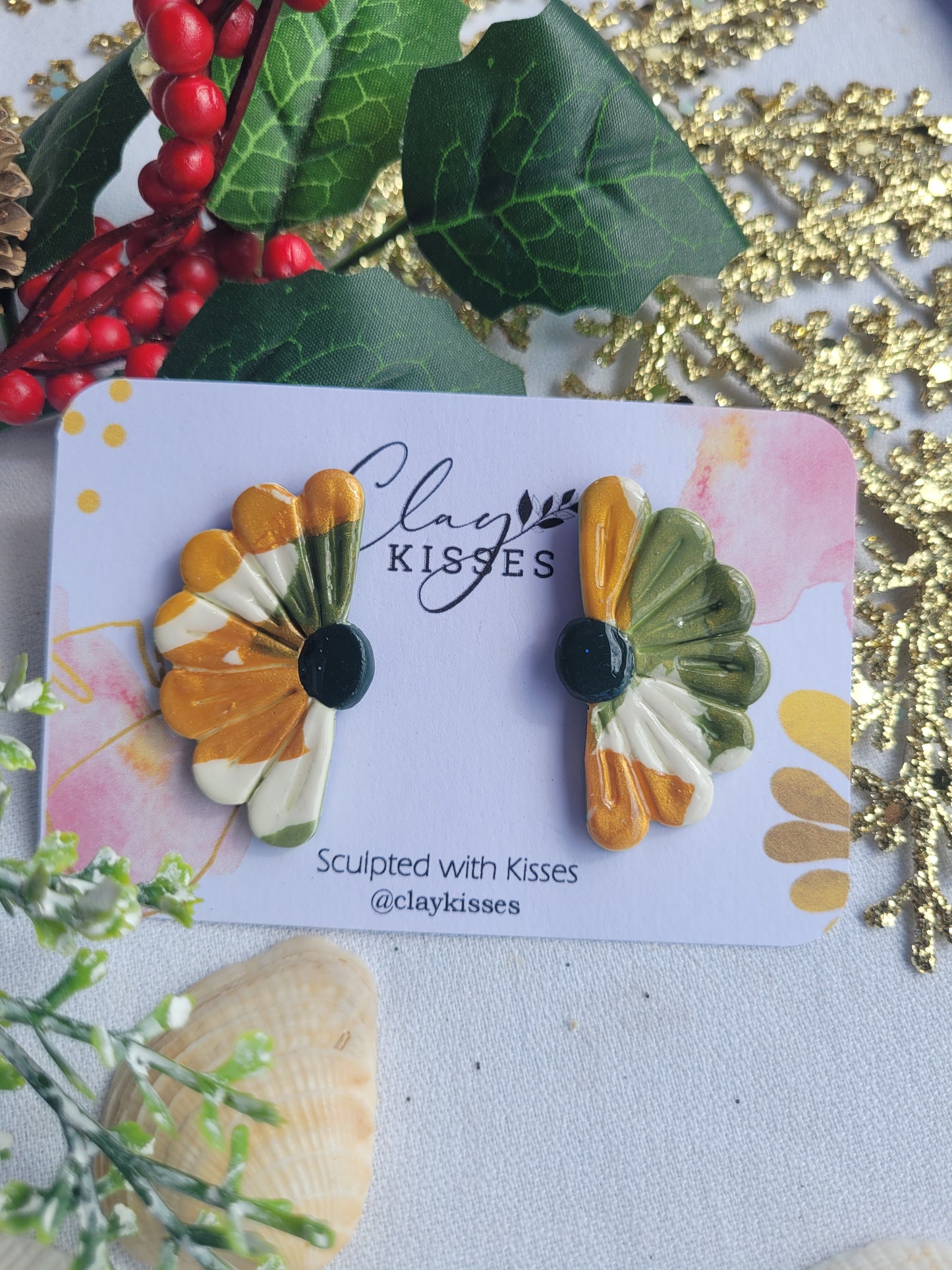 Nile- floral stud