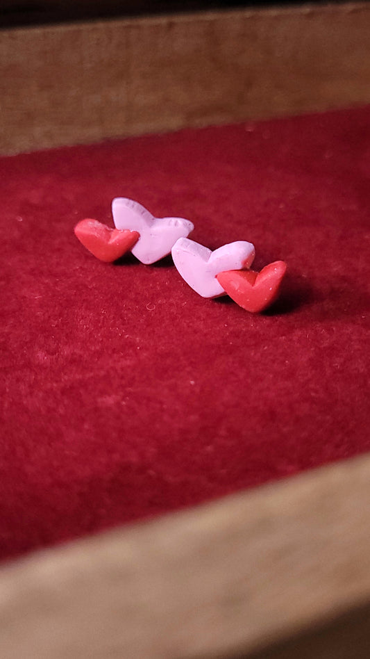 Sending love- small twin hearts studs 1