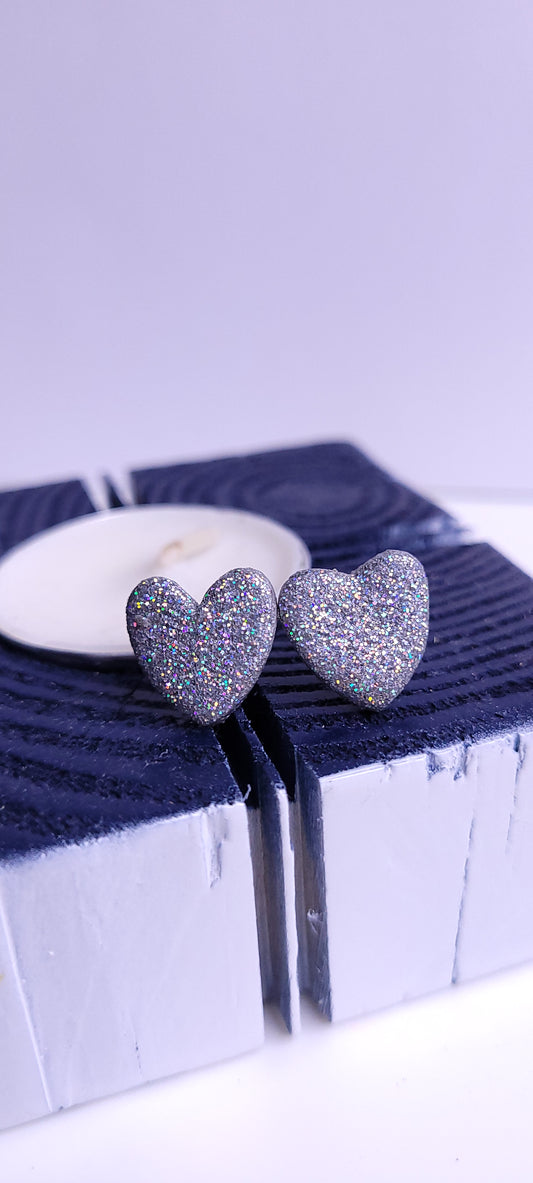 Glimmer heart studs